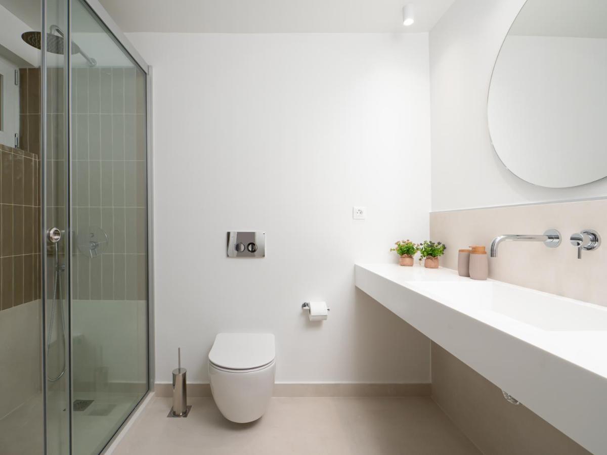The H Experience - Eclectic Spacious Apartment Near Venetian Castle - 1 Ираклион Экстерьер фото