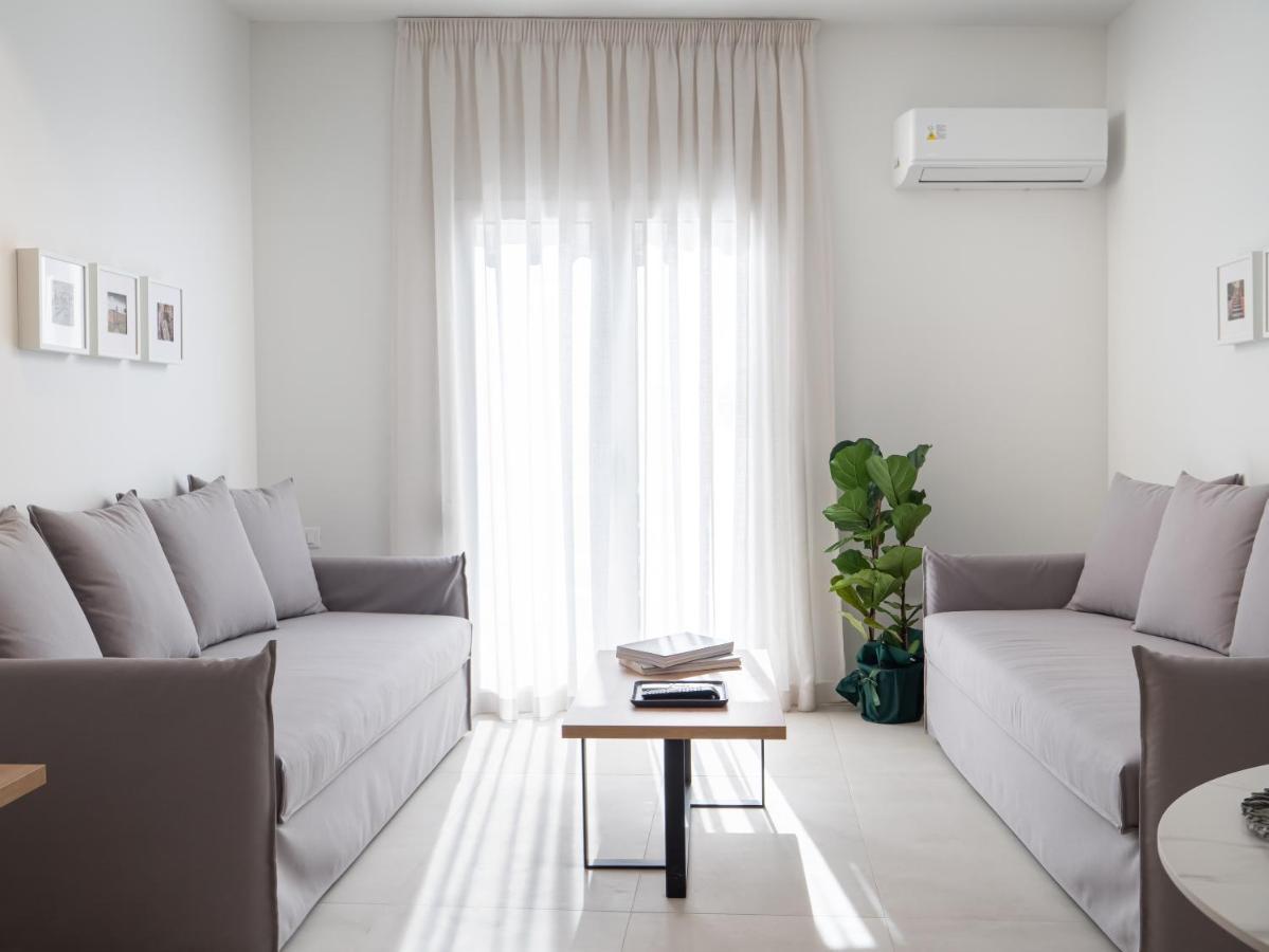 The H Experience - Eclectic Spacious Apartment Near Venetian Castle - 1 Ираклион Экстерьер фото