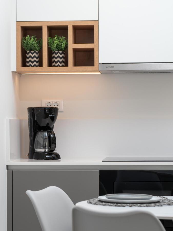 The H Experience - Eclectic Spacious Apartment Near Venetian Castle - 1 Ираклион Экстерьер фото