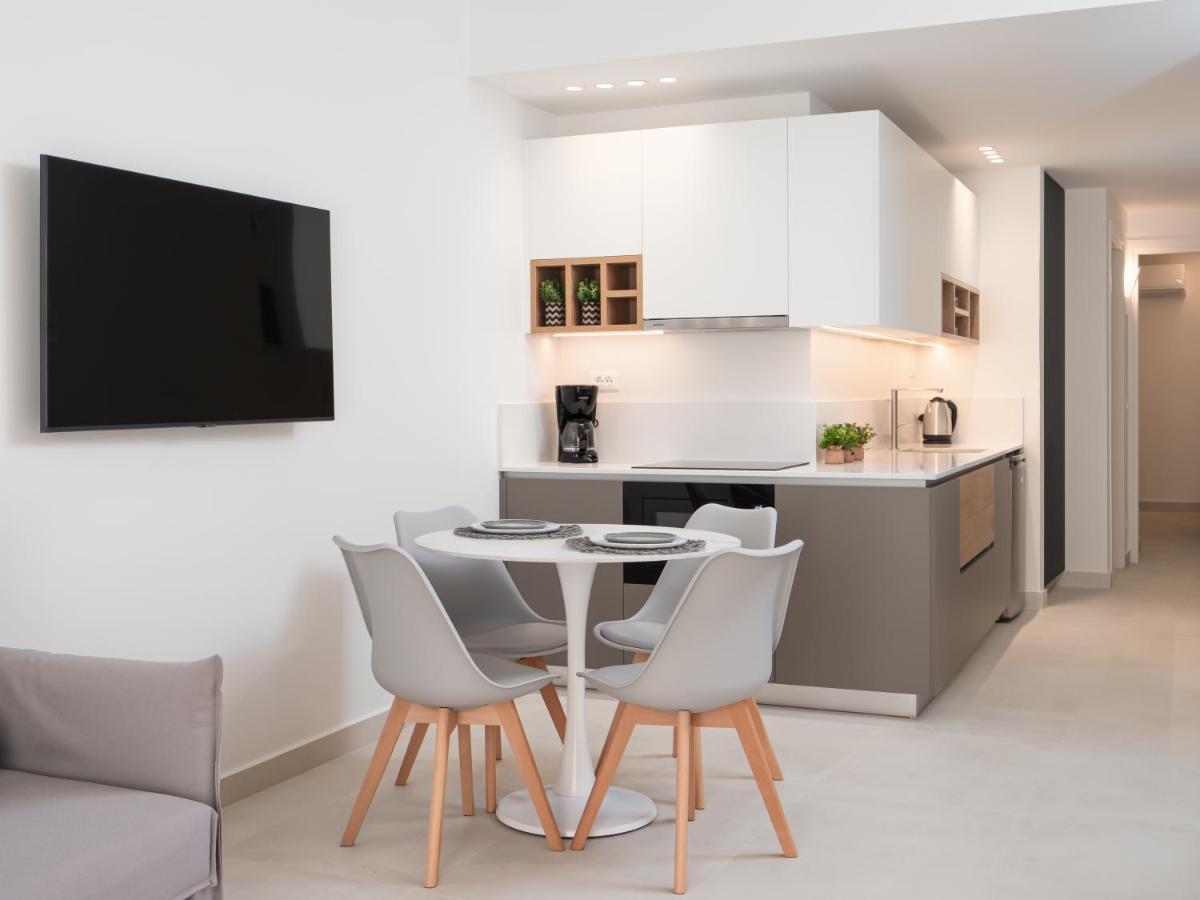 The H Experience - Eclectic Spacious Apartment Near Venetian Castle - 1 Ираклион Экстерьер фото