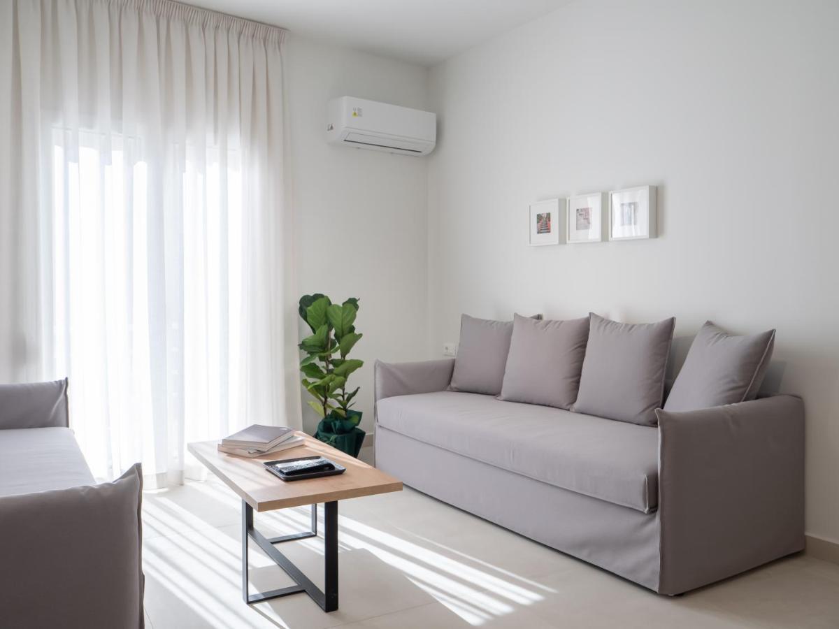 The H Experience - Eclectic Spacious Apartment Near Venetian Castle - 1 Ираклион Экстерьер фото