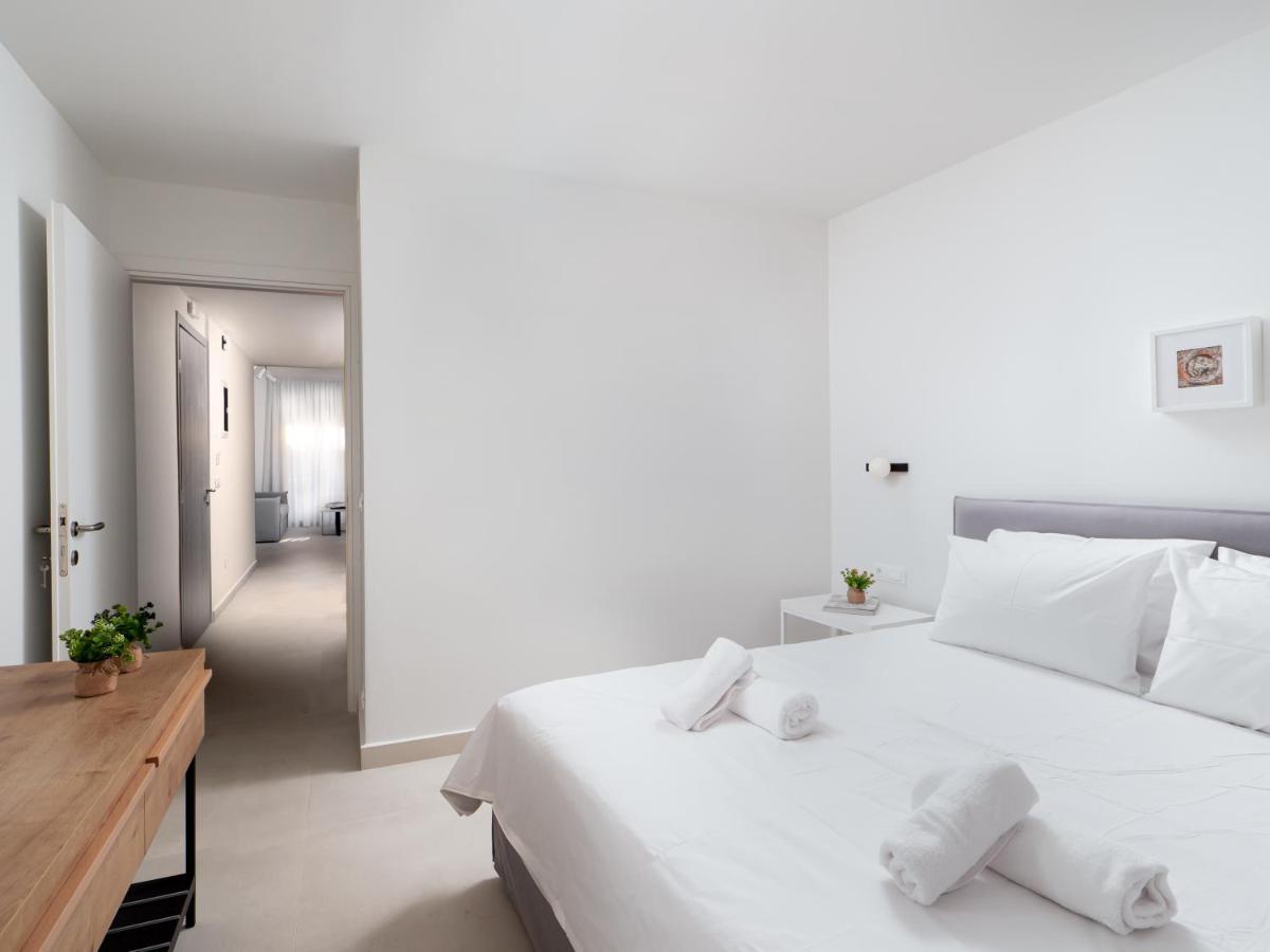 The H Experience - Eclectic Spacious Apartment Near Venetian Castle - 1 Ираклион Экстерьер фото
